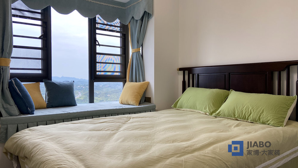 逸都花園四室兩廳現(xiàn)代輕奢風格裝修案例 6次臥.jpg