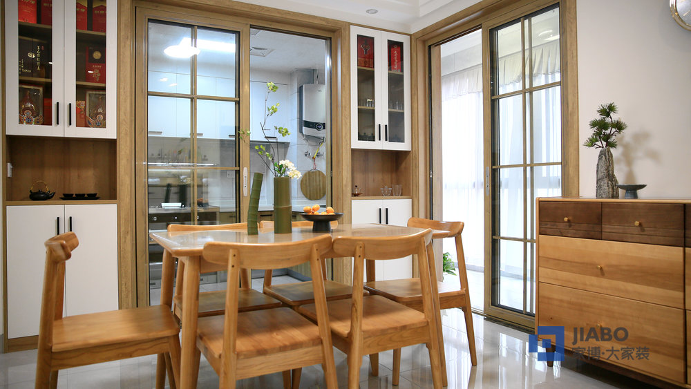 經(jīng)世龍城四室兩廳126㎡裝修效果圖 4餐廳.jpg