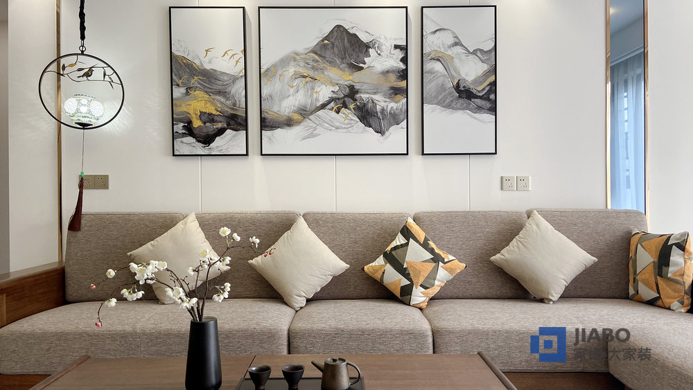 江灣一號裝修效果圖現(xiàn)代風格設(shè)計案例 3沙發(fā)背景墻.jpg