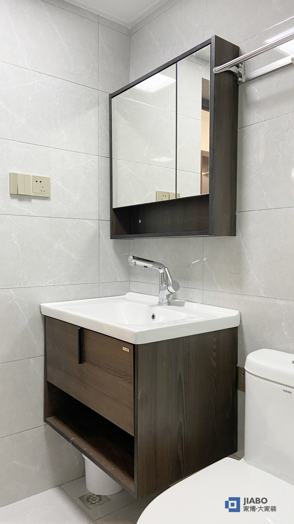 望云體育新城三室兩廳新中式風(fēng)格裝修案例 6衛(wèi)生間.jpg